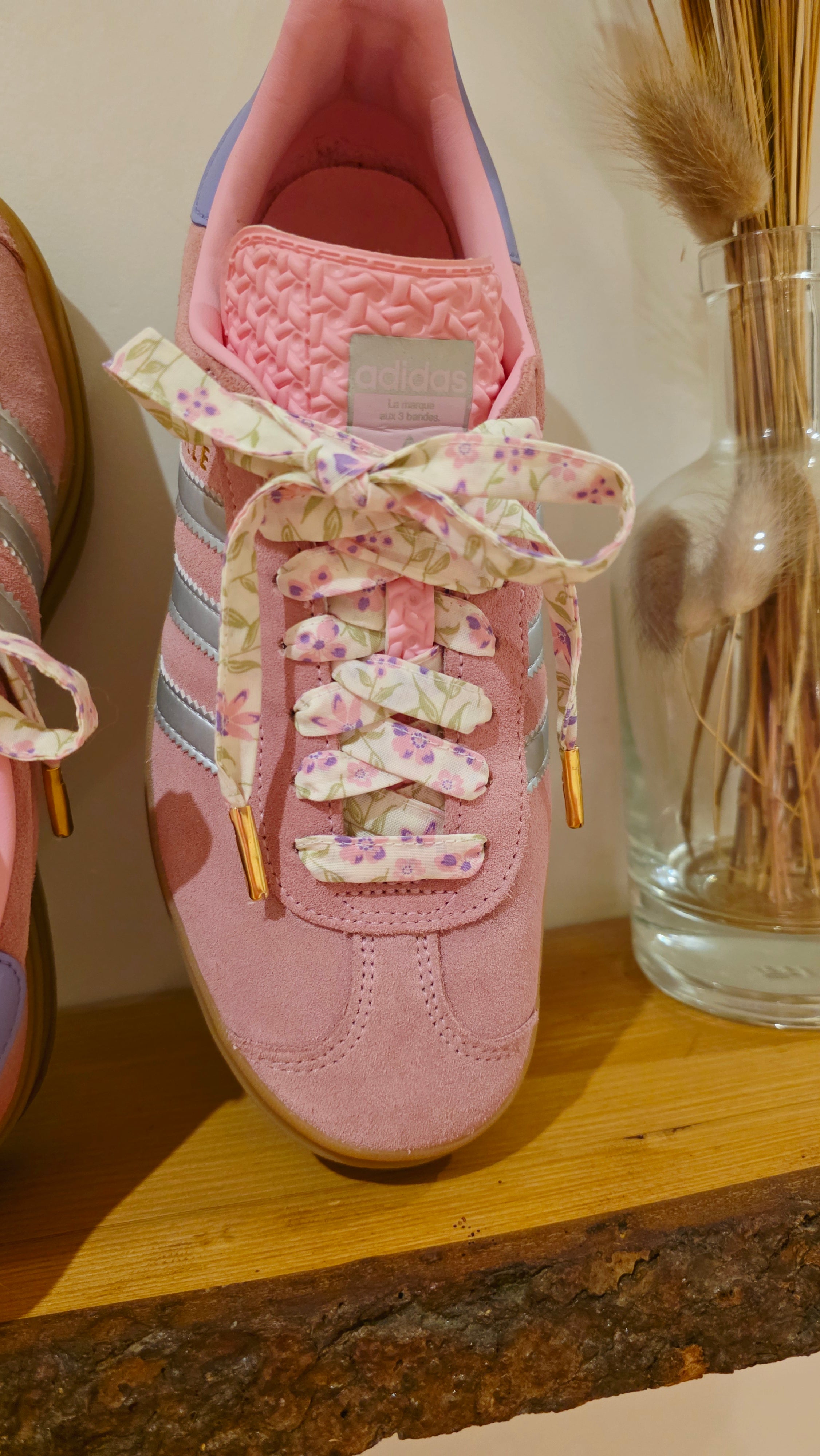 Lacets fleuris lilas/rose