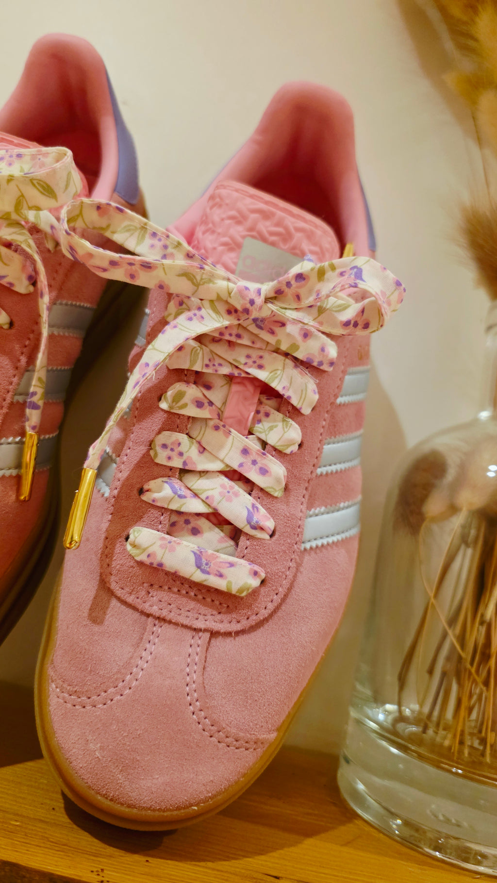 Lacets fleuris lilas/rose