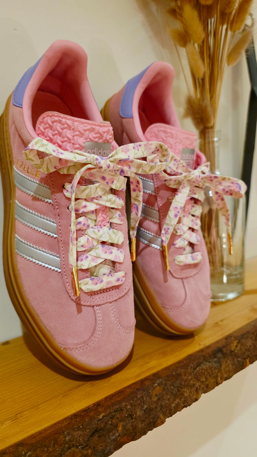 Lacets fleuris lilas/rose