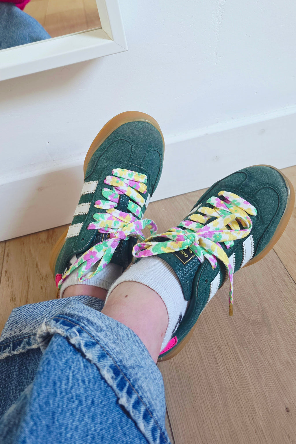 Lacets fleuris pastel